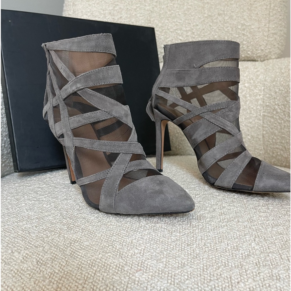 Joe’s Dainty Grysde bootie